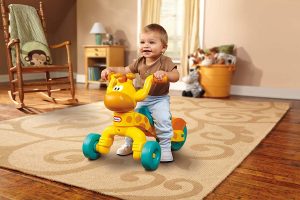 L:Ittle Tikes Go and Grow Lil' Rollin' Giraffe Ride